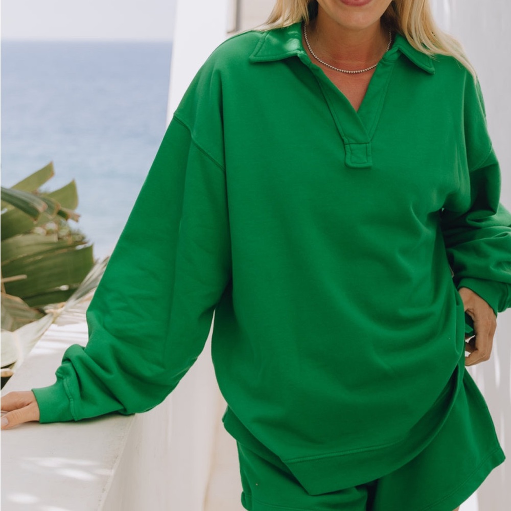 NWT Daily Drills Oversized Collared Crew - Kelly Green